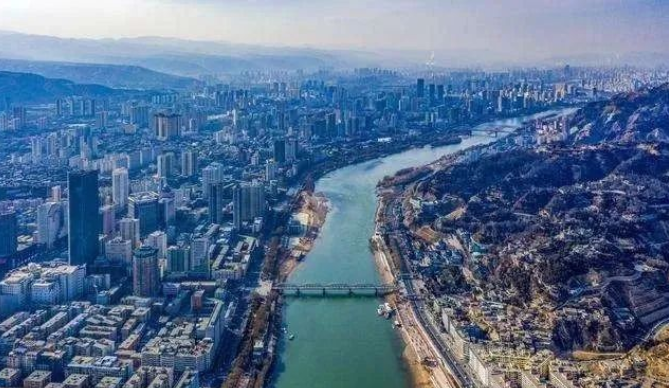 “兰州城投”发生技术性违约，非实质性违约，875亿债务压顶偿付压力大
