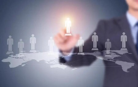 2025年证券类私募从业人员流动创新低，行业人才格局趋稳