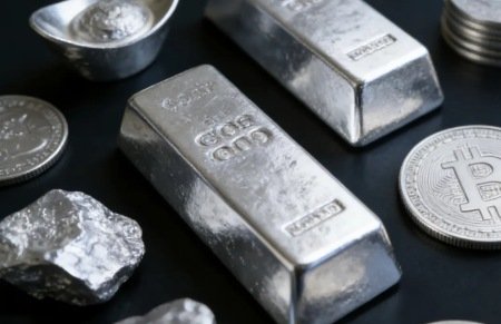 前知名投资银行家：这次白银暴跌是人为操纵的？